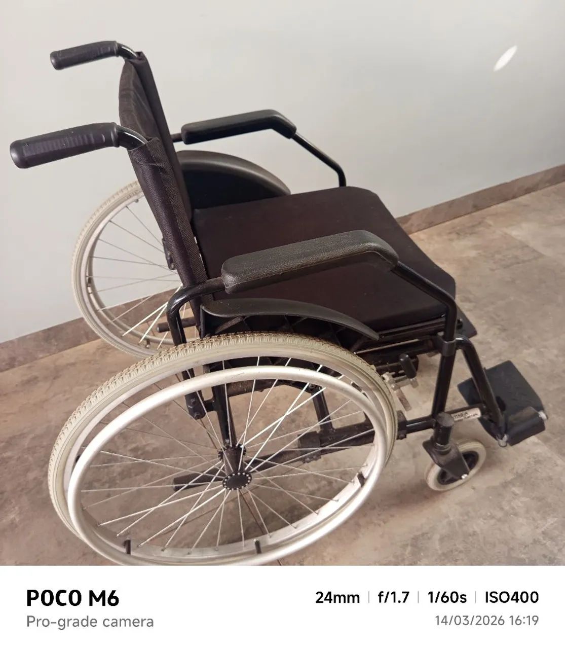Cadeira de rodas manual dobrável  - Foto 3