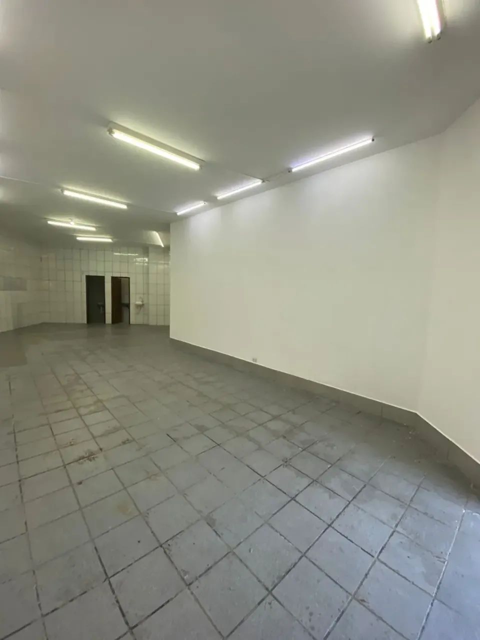 Ponto Comercial no Centro de São Roque! - Foto 4