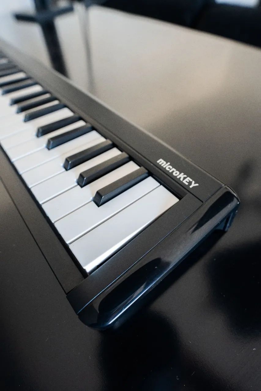 Teclado Controlador Korg MicroKey2 61 - Foto 4