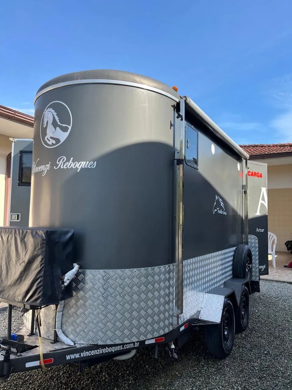Trailer Vincenzi Reboque Cavalos 