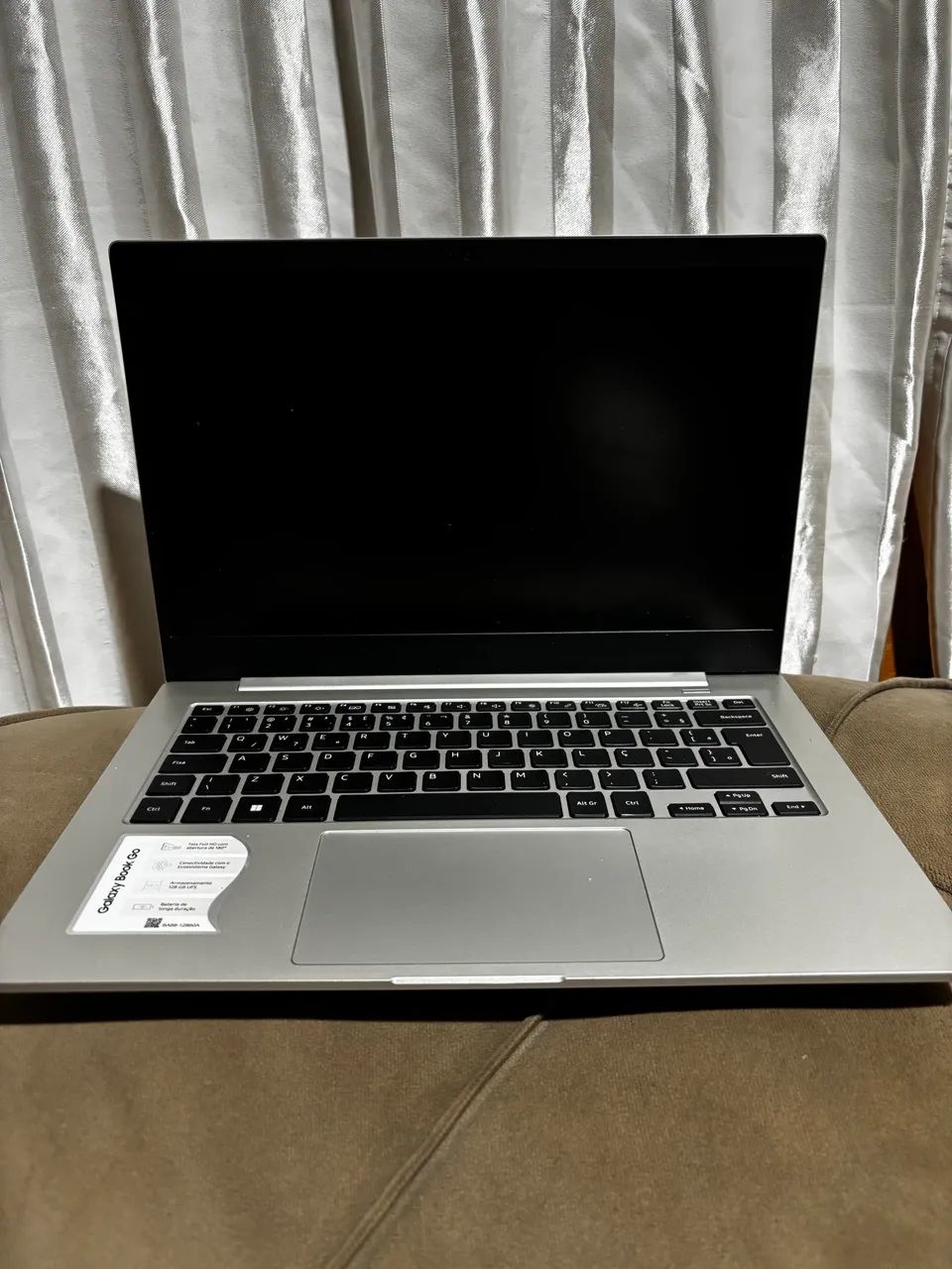 Notbook intacto 