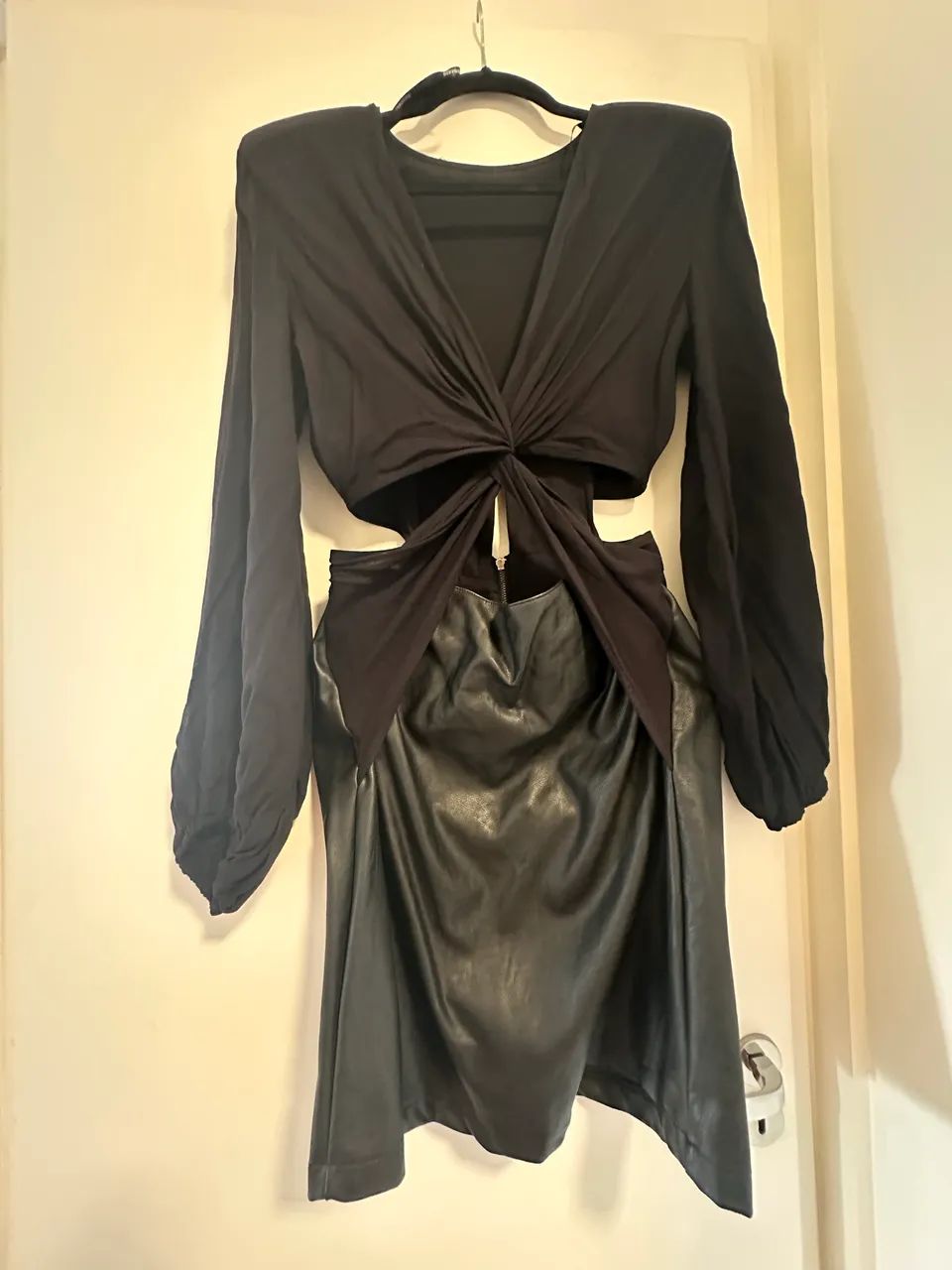 Vestido curto preto NOVO - Foto 3