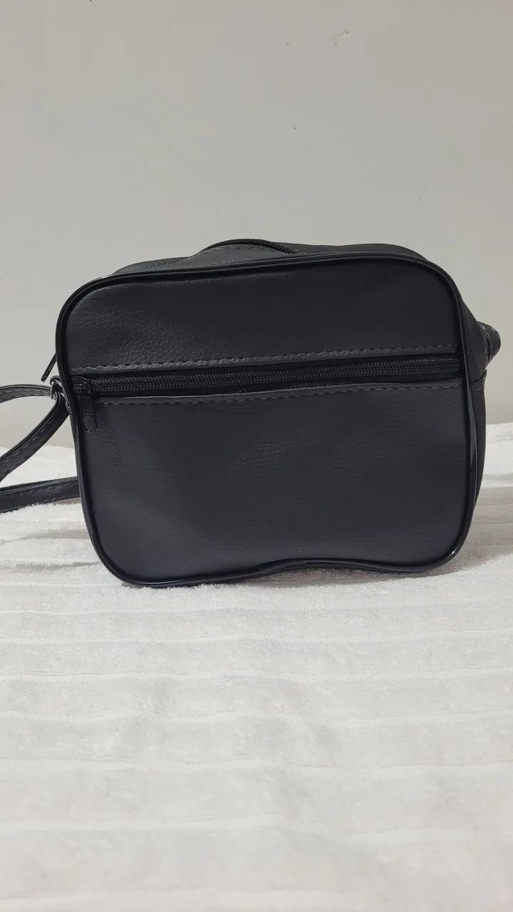Três bolsas femininas - Foto 4