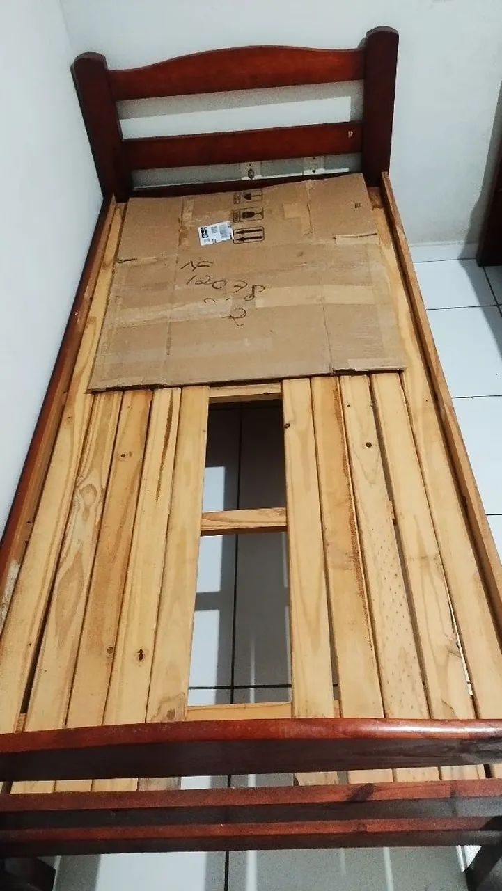 Vende uma cama de solteiro  - Foto 2