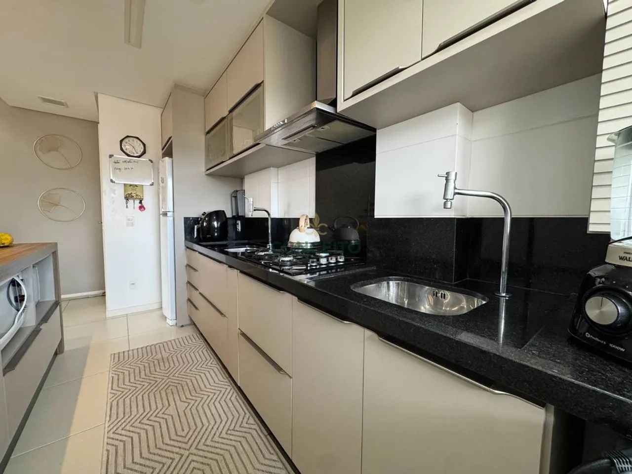 Apartamento Duplex à venda, sacada com churrasqueira, 2 dormitórios, 1 suíte (ambos com sa - Foto 4