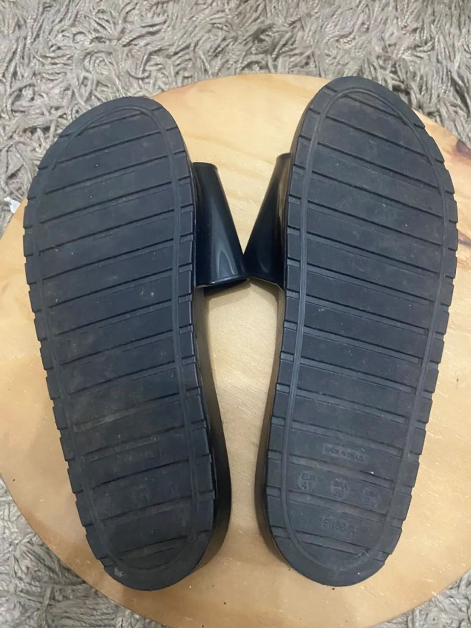 Chinelo slide preto - Schutz - Foto 3