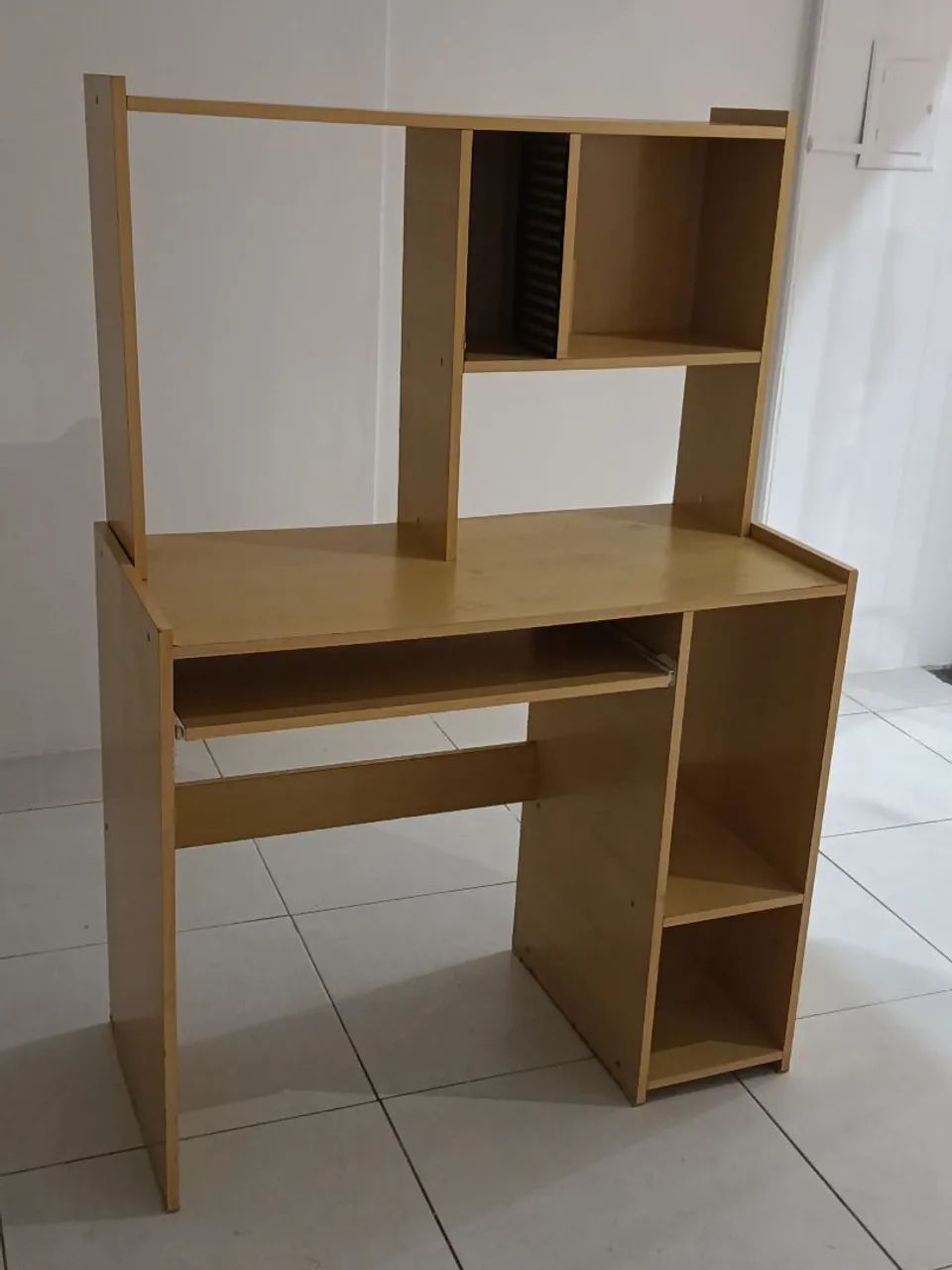 Escrivaninha super conservada - Foto 4