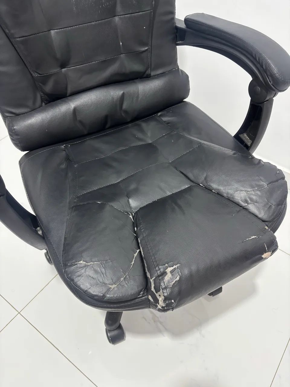 Cadeira de Escritório  - Foto 4