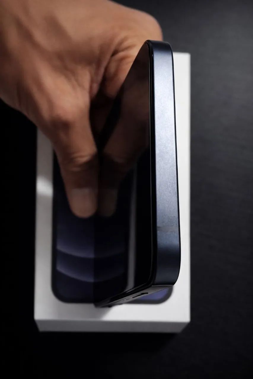 iPhone 12 - Black - 64gb - Celulares e Smartphones - Ouro Verde