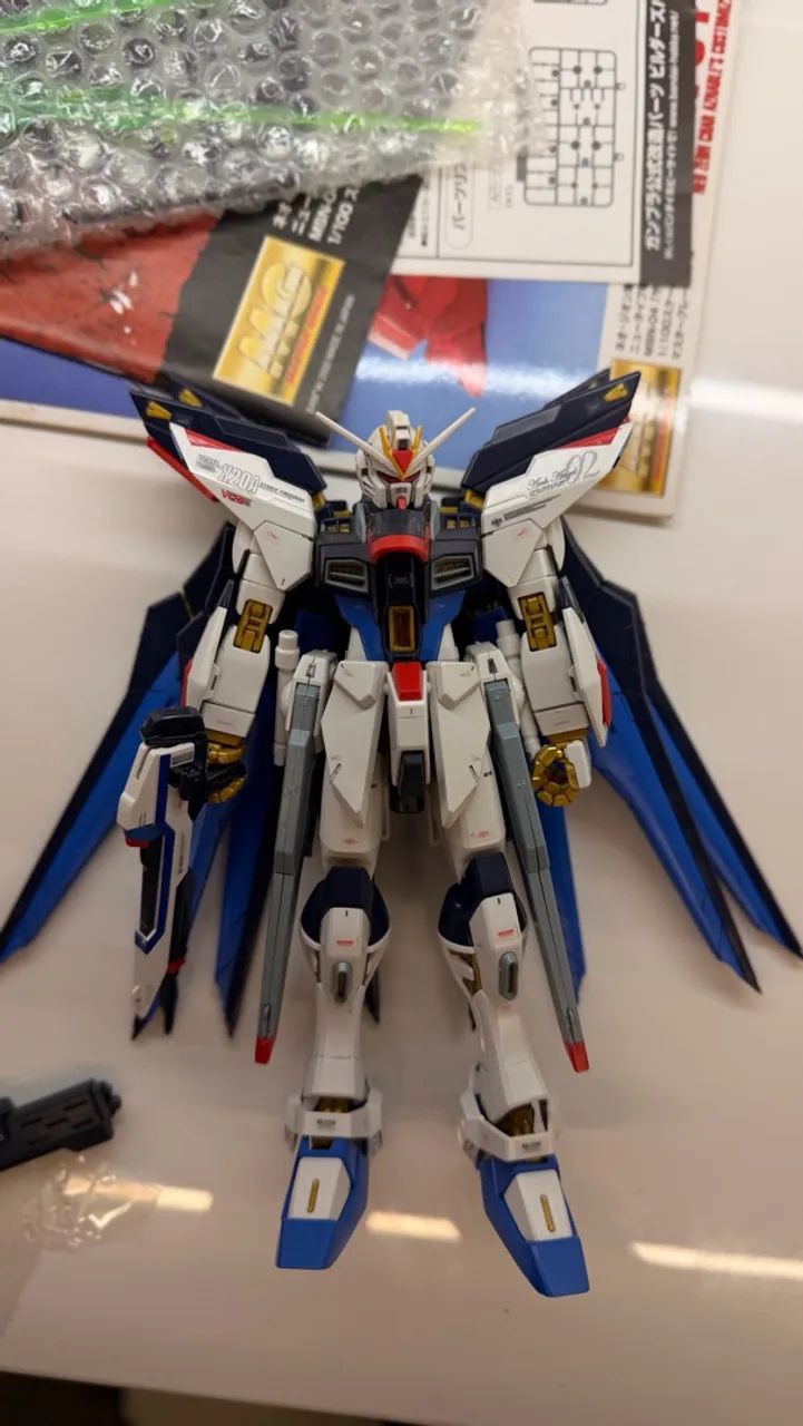 LOTE com 2 Gundams Mg  - SAZABI - Foto 3