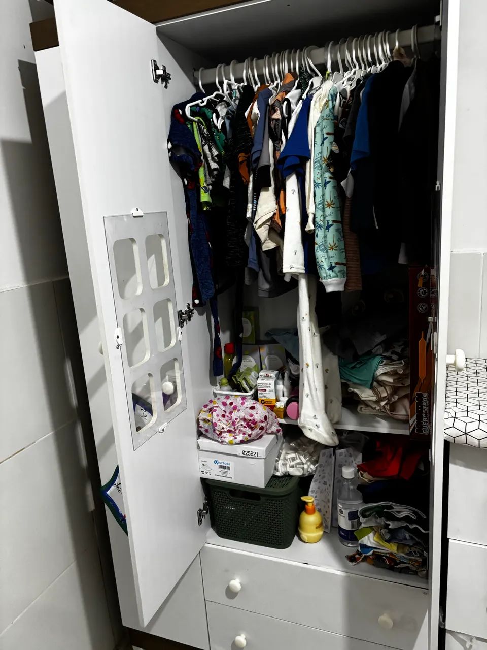 Guarda roupa e cama de bebê  - Foto 3