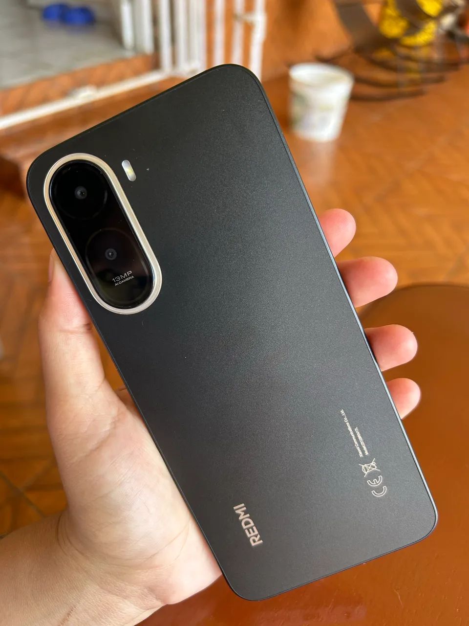 Vende-se esse celular novo