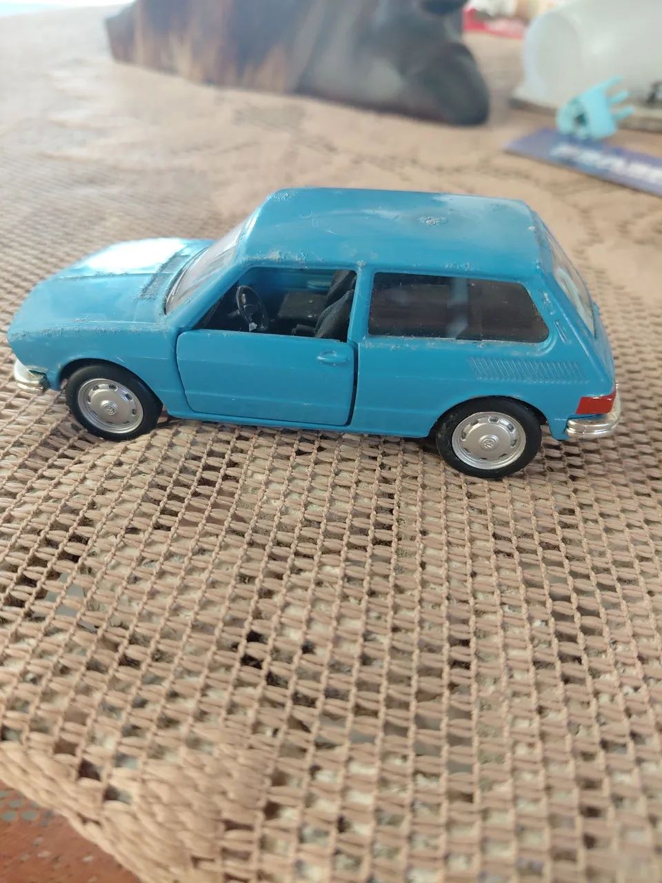 Vendo miniatura de carrinhos de epoca  - Foto 2