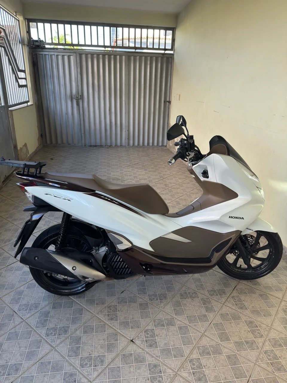 PCX DLX 2021 - Foto 5