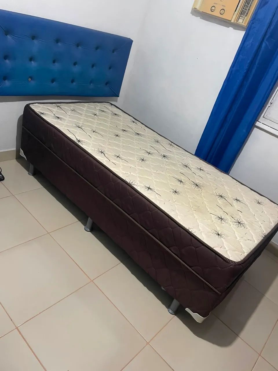 Venda de cama de solteiro.  - Foto 2
