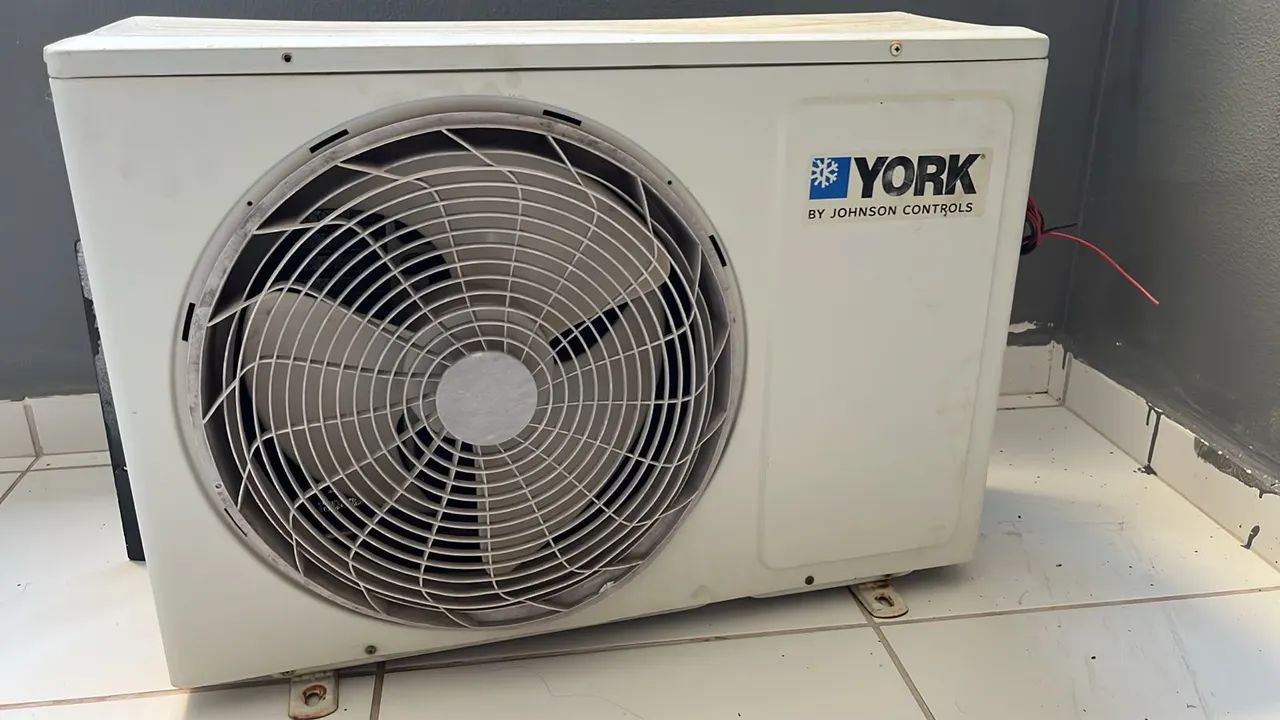 Vendo central de ar boa funcionando perfeitamente valor 550 - Foto 2