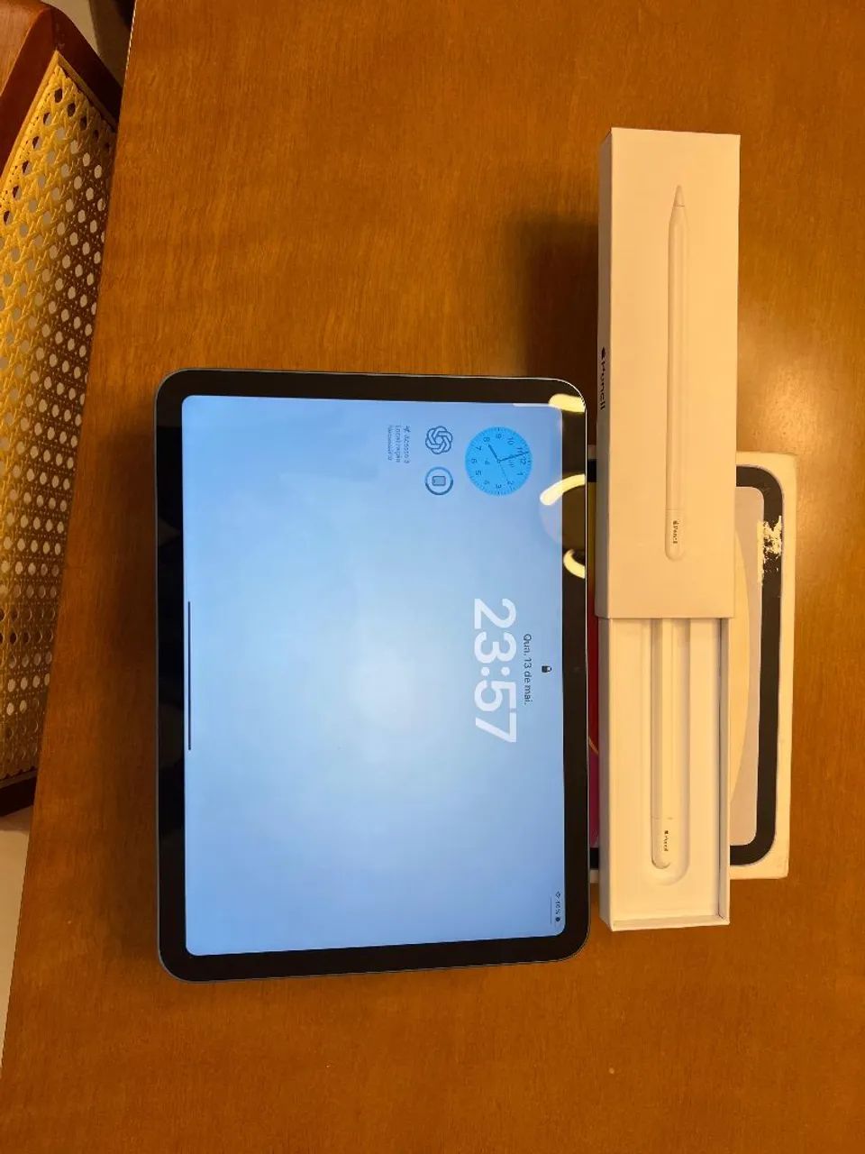 【美品】Apple iPad 第10世代 64GB Apple pencil iPad 10ª Geraç 64gb 10,9 + Apple Pencil Novos Garantia 1 Ano