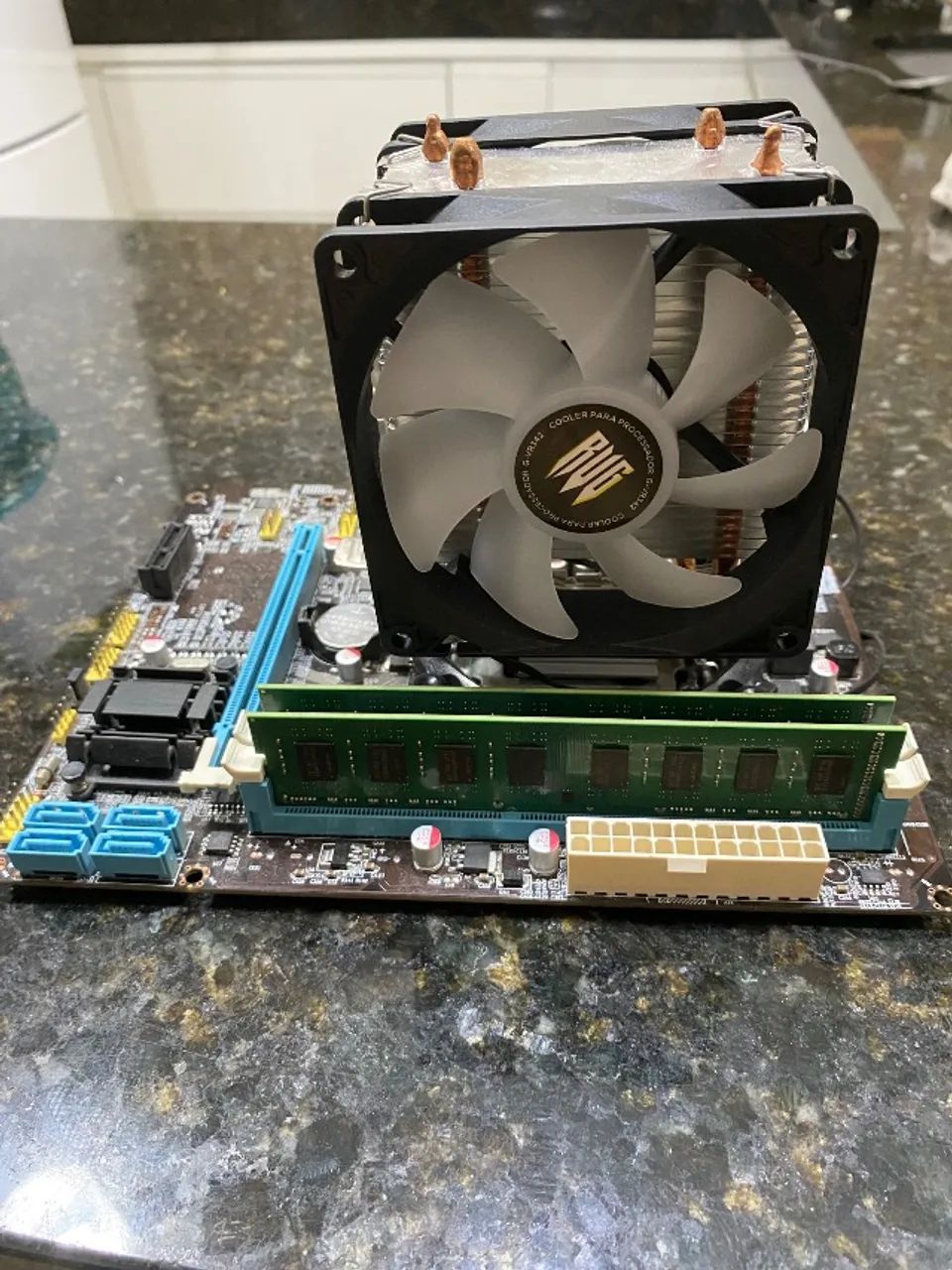 kit placa mãe lga 1155 i5 3470 16gb ram - Foto 3