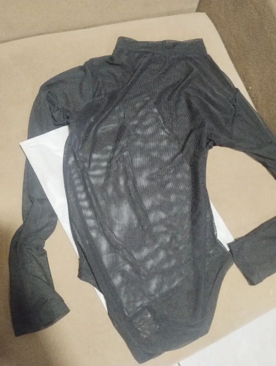 Vendo tule de manga tamanho M - Foto 2