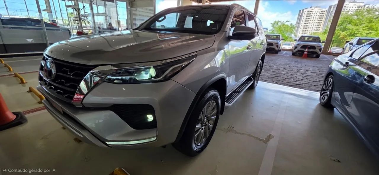 Toyota Hilux Hilux SW4 SRX 4x4 2.8 TDI 16V Dies. Aut. 2023