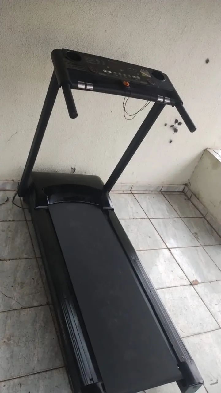 Esteira Atletic com elevação  - Foto 3