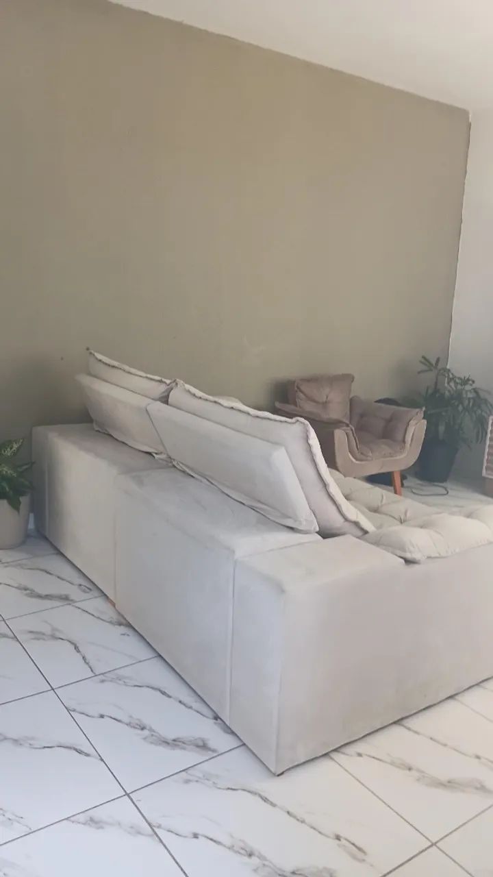 Aluga se ótima casa 