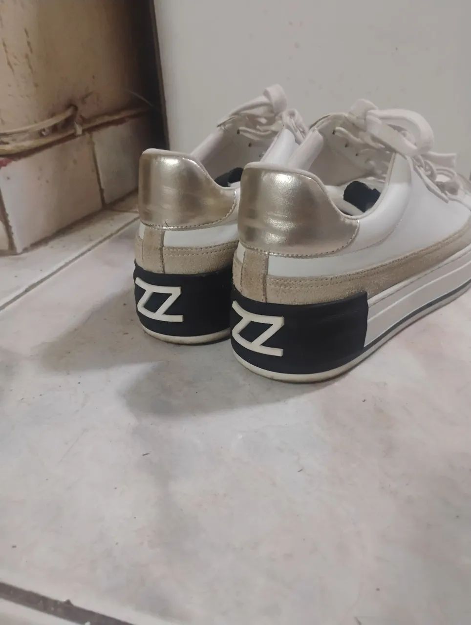 Tênis feminino 