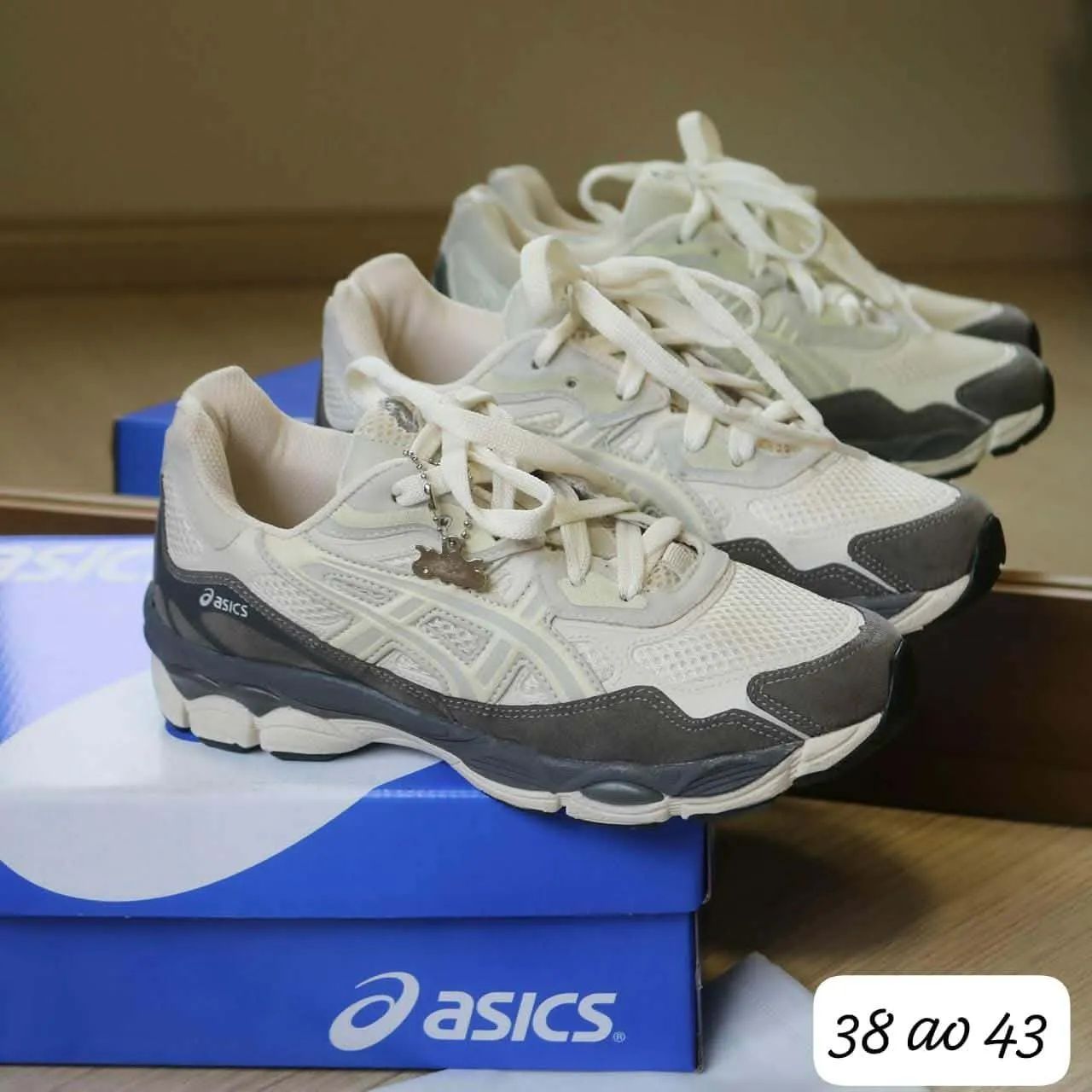 Asics  - Foto 4