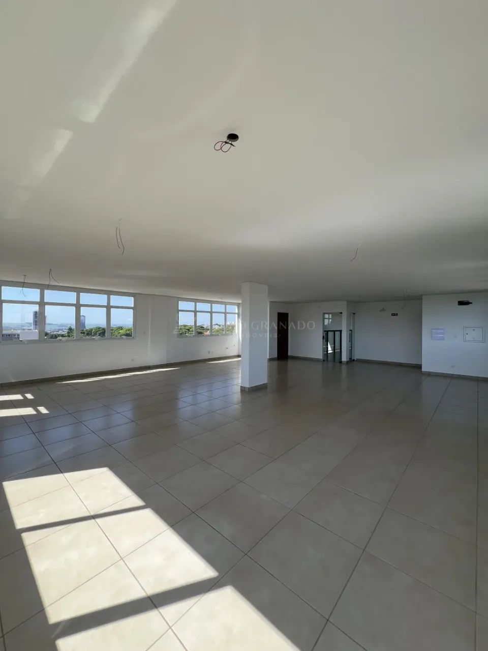Sala comercial - Av. Humaitá - Foto 4