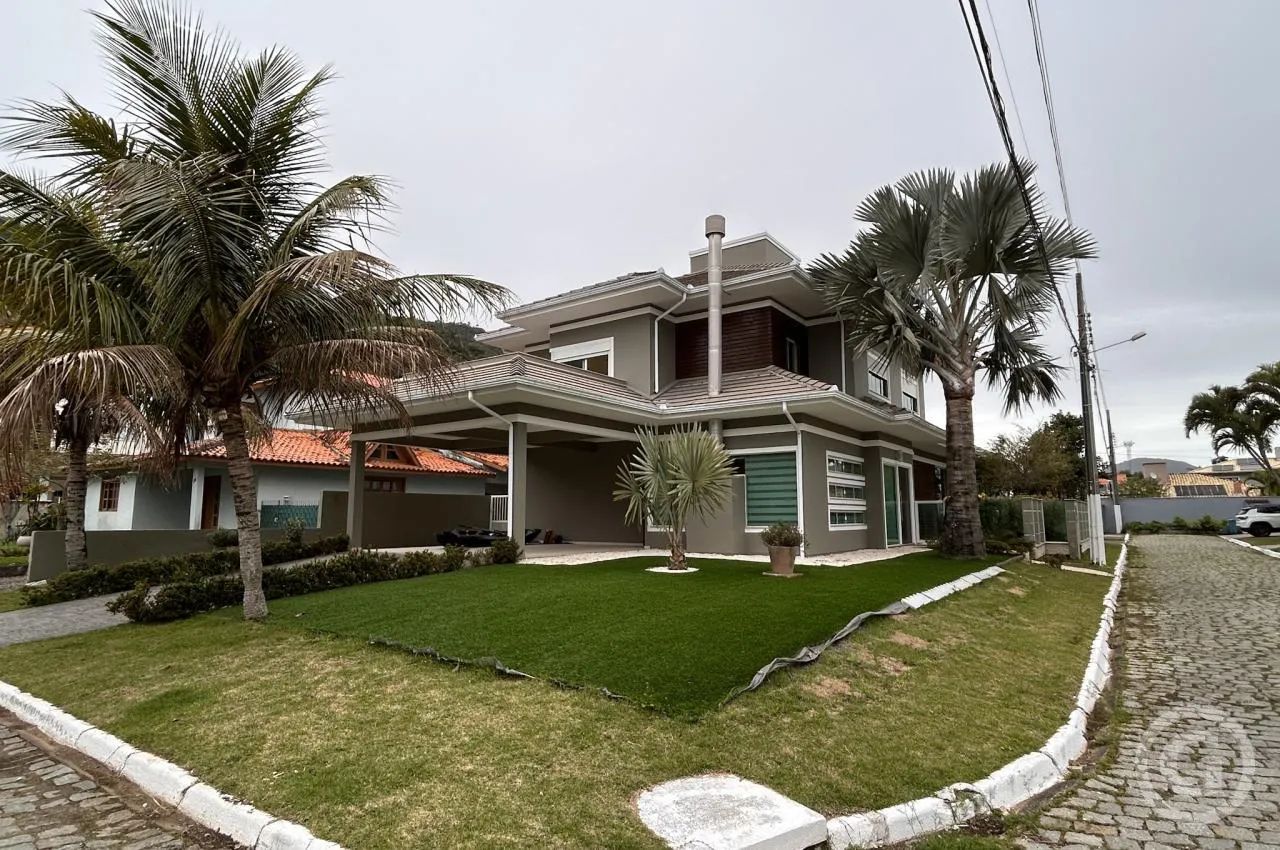Casa Espaçosa e Completa em Condomínio Fechado no Norte da Ilha - Foto 5