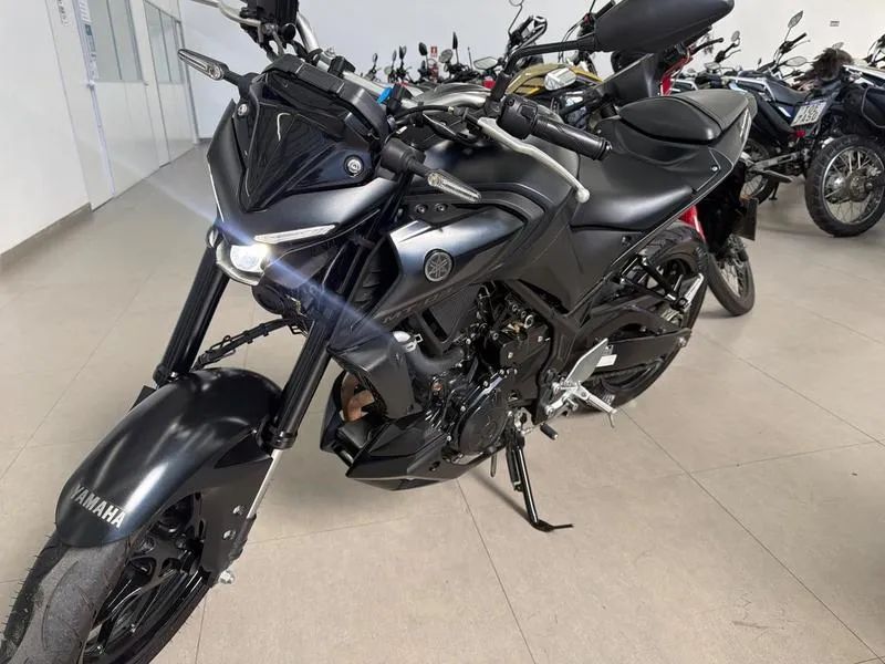 YAMAHA MT03 ABS 2025