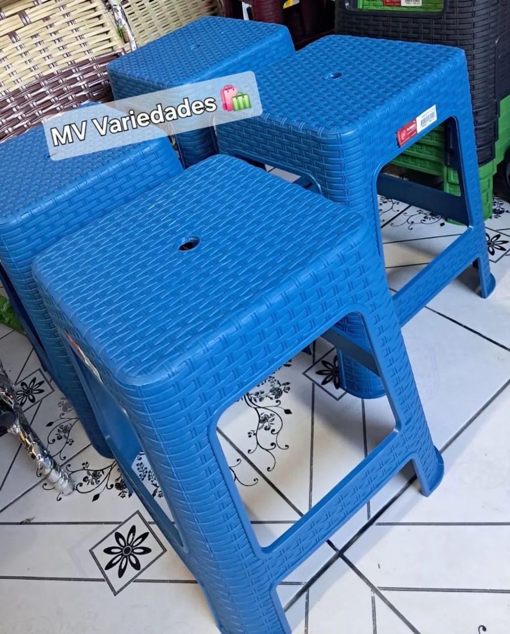 Kit com 4 banquetas  - Foto 3