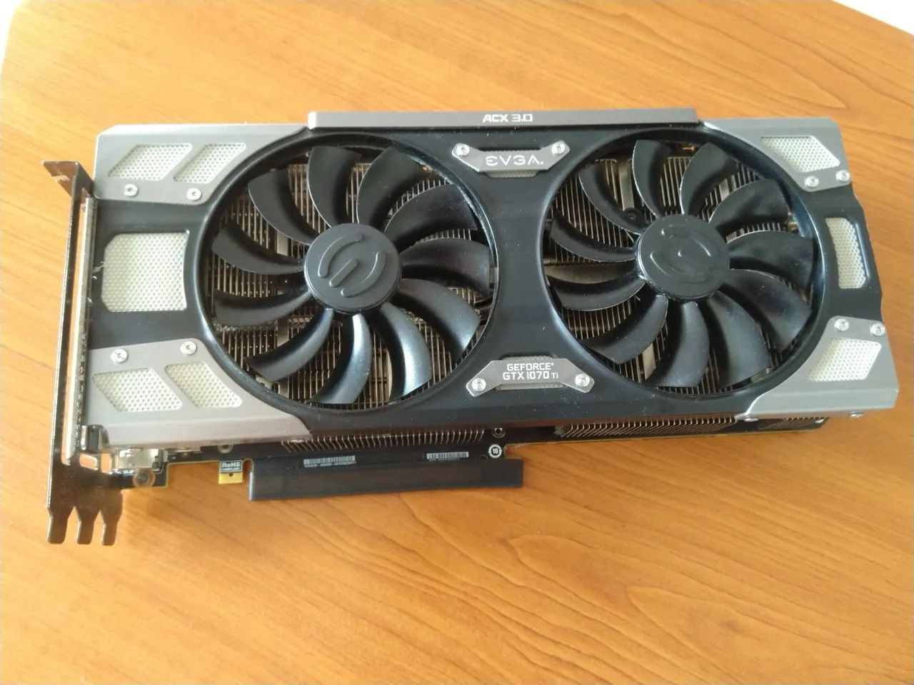 GTX 1070 TI EVGA
