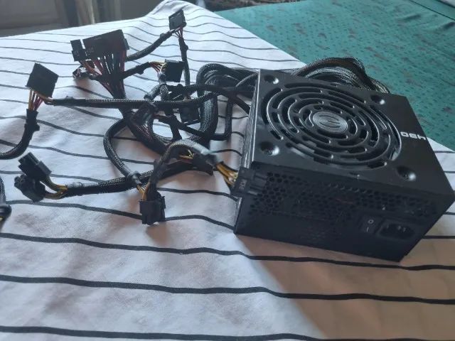 Fonte EVGA 430w usada e sem cabo de energia - Foto 2