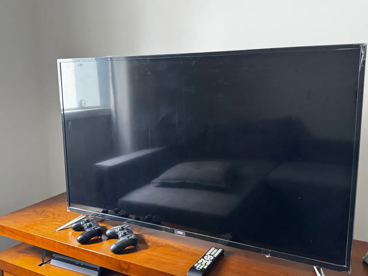TV AOC 