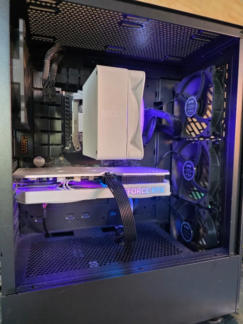 Desktop/PC Gamer - RYZEN 9 7950X3D / 32GB RAM DDR5 / 1TB SSD / RTX