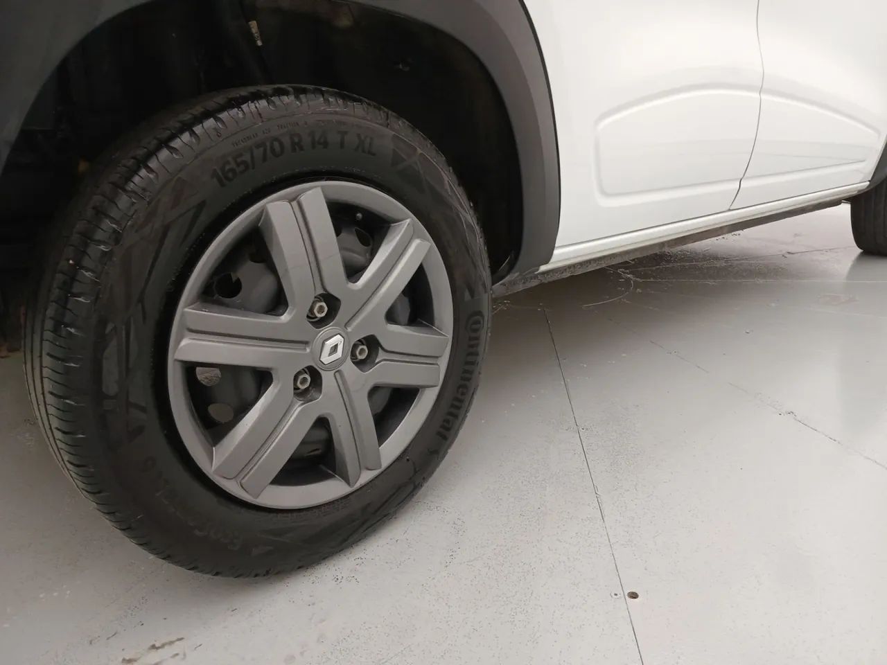 Renault Kwid 1.0 Zen, foto 13 de 18