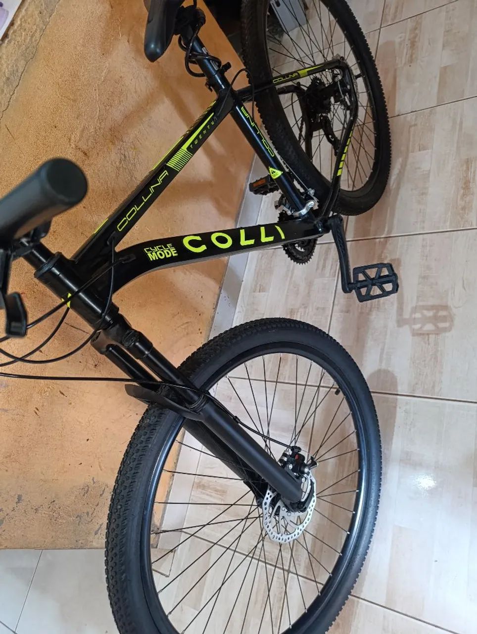 Bike COLLI 2 meses de uso/Aceito cartão  - Foto 2