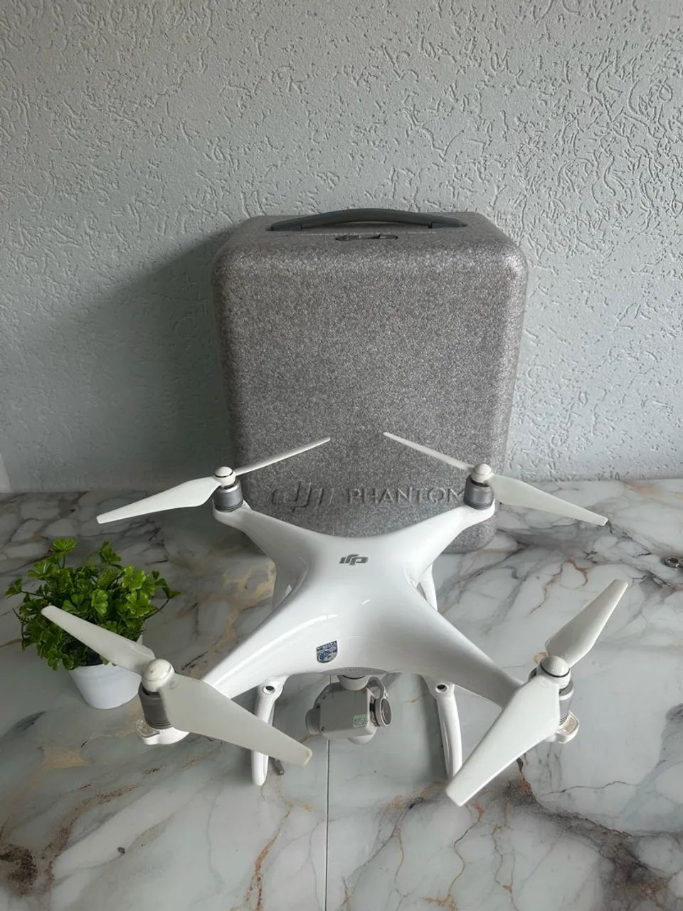 Drone DJI Phantom 4