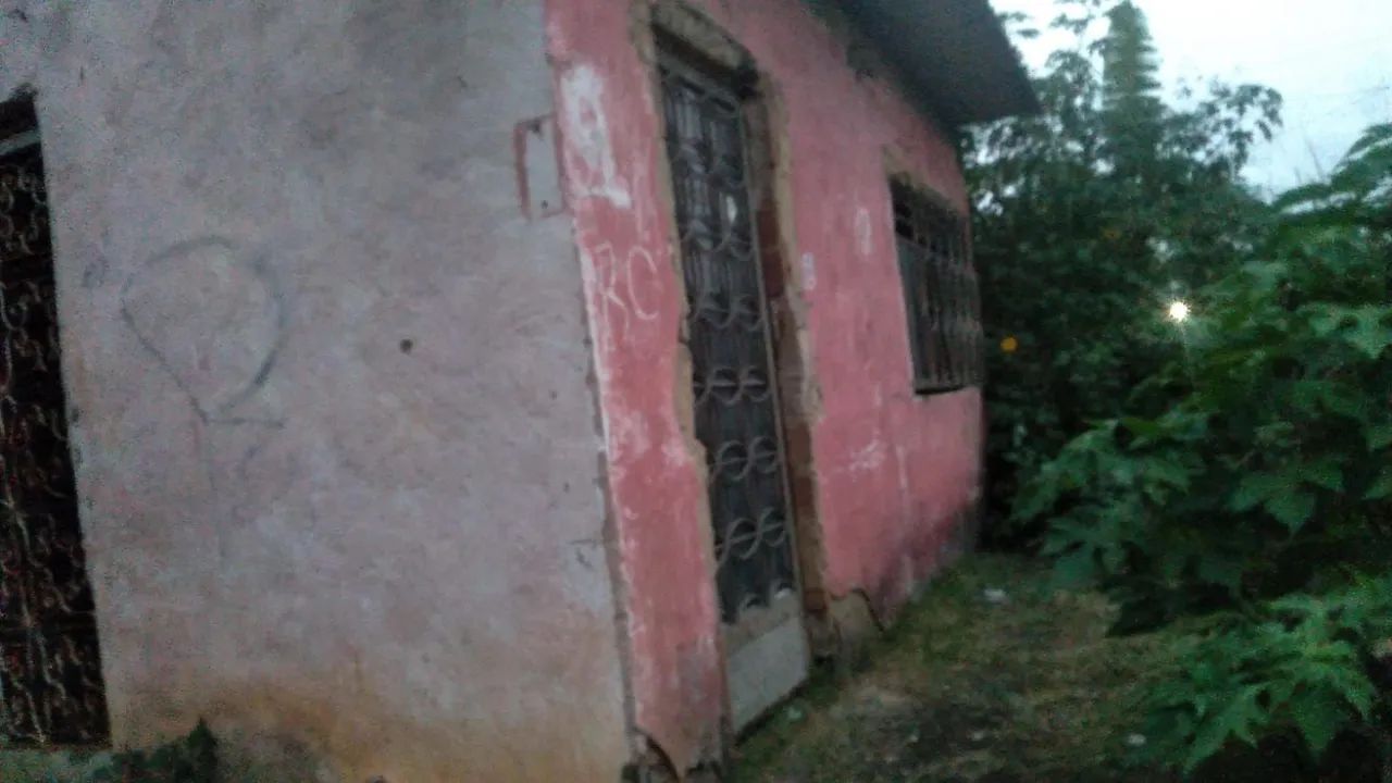 Vendo casa  em Queimados , Rj
