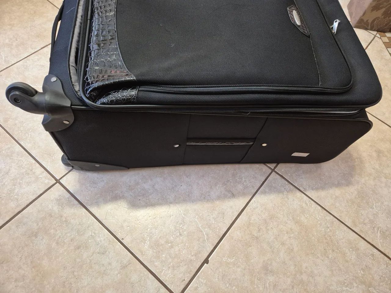 Mala viagem 32kg preta - Foto 5