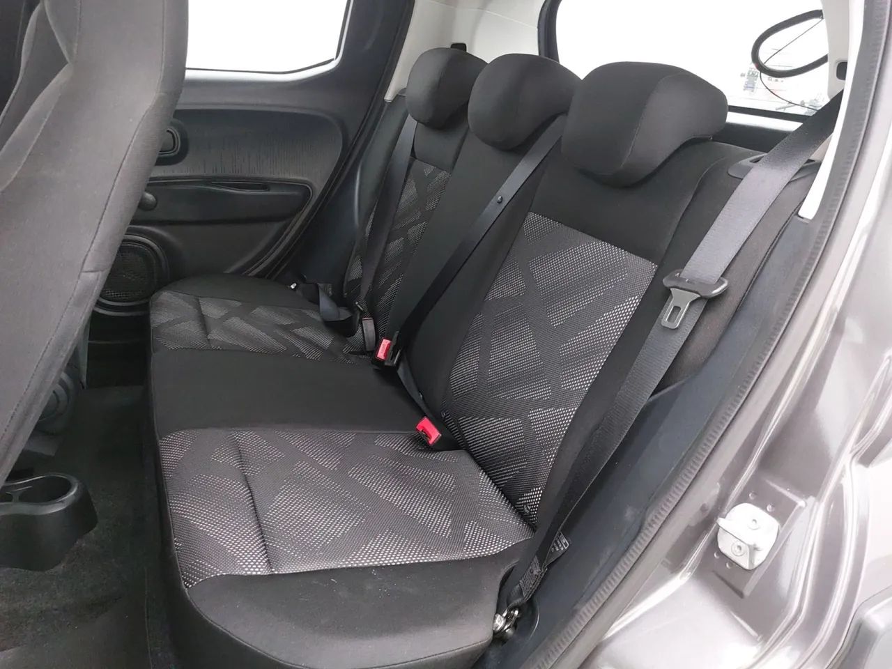 Fiat Mobi LIKE 1.0 Fire Flex 5p., foto 17 de 18