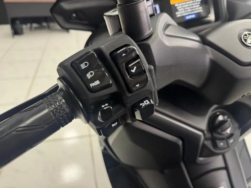 YAMAHA NMAX 2026 - Foto 5