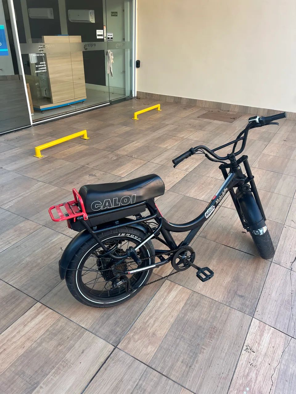 Bicicleta elétrica caloi mobylette - Foto 5