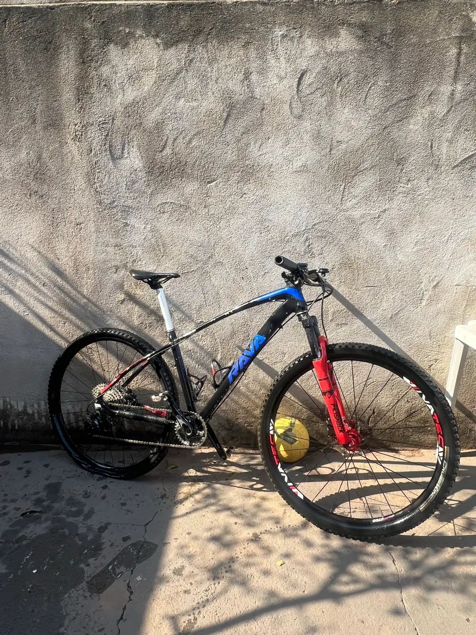 Baike aro 29 marca Rava 