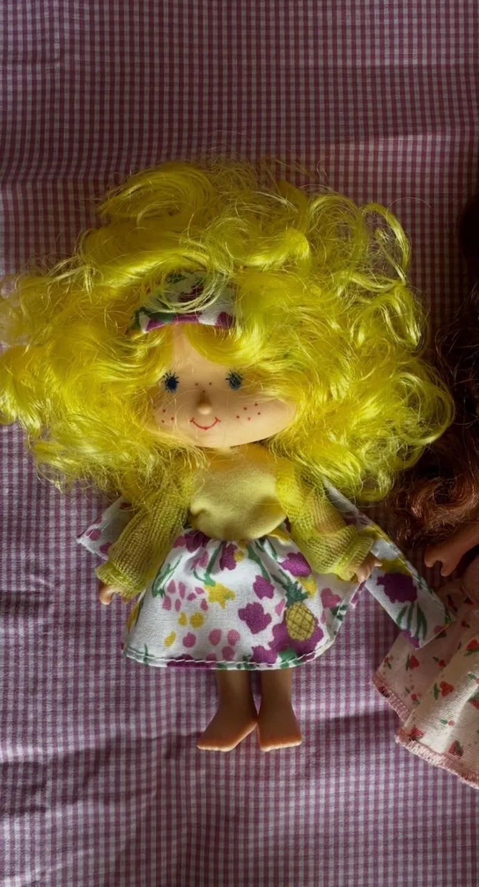 Boneca coleção moranguinho 