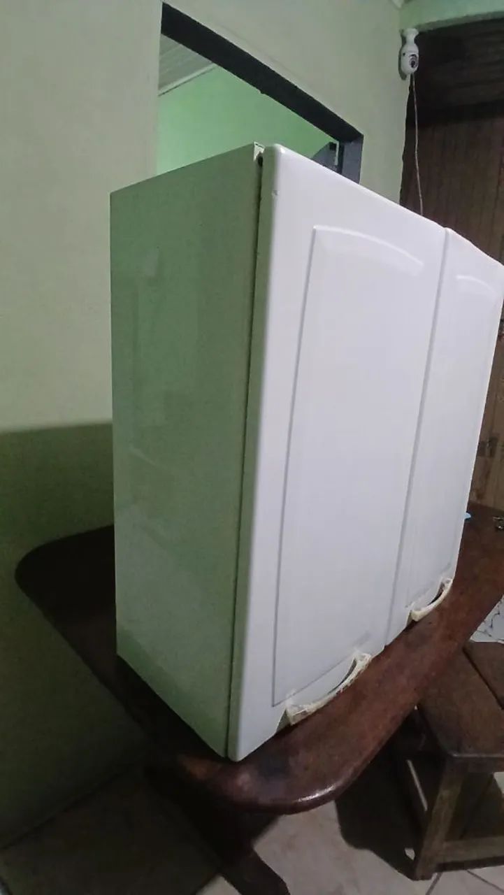 Vendo esse armário  - Foto 2