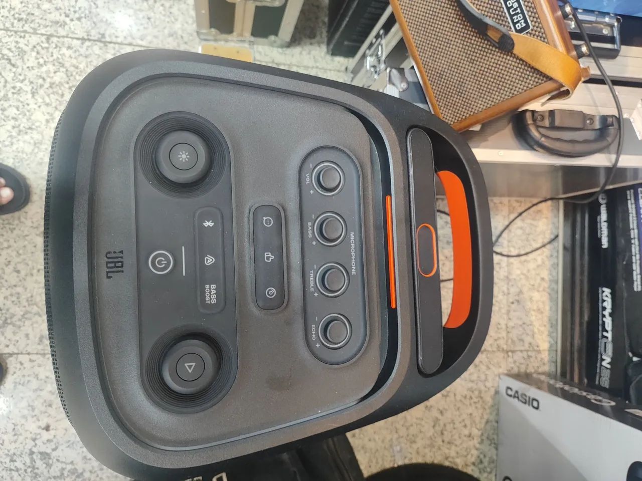 Caixa JBL Stage 320 seminova - Foto 2