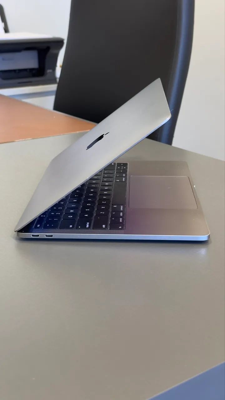 MacBook Pro シルバー MACBOOK PRO 13.3 - 256GB - CINZA ESPACIAL - Notebooks - Saguaçu