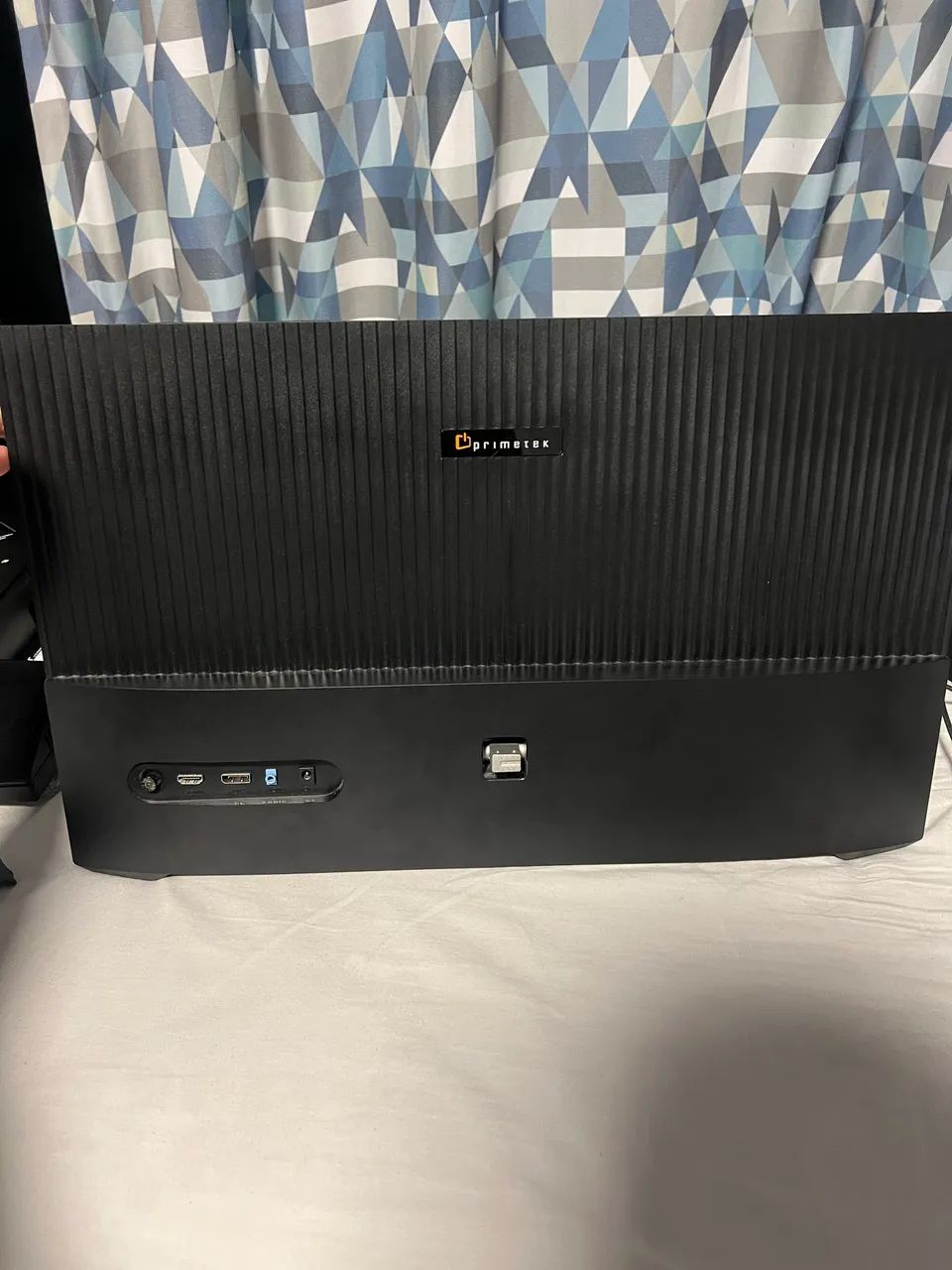 MONITORES QUEBRADOS, RETIRADA DE PEÇA. - Foto 2